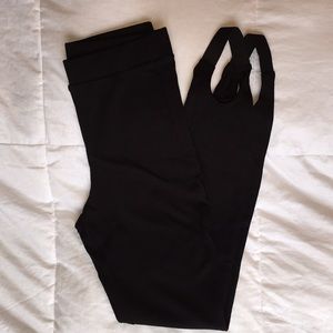 Forever 21 Pants - NWOT Forever 21 Black Stirrup Leggings Forever 21 Pants - NWOT Forever 21 Black Stirrup Leggings